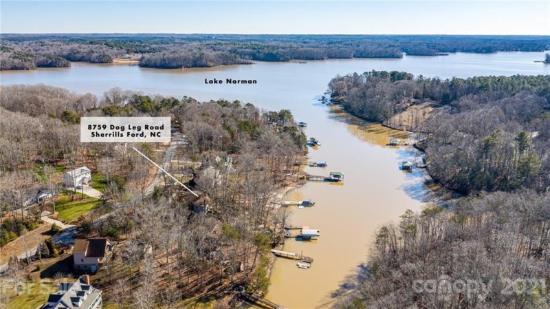 Property image 4 at 8759 Dog Leg Road, Sherrills Ford, NC 28673