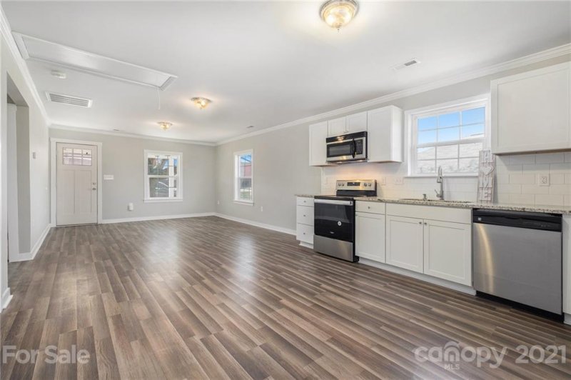 Property image 5 at 151 E Spencer Avenue, Gastonia, NC 28054