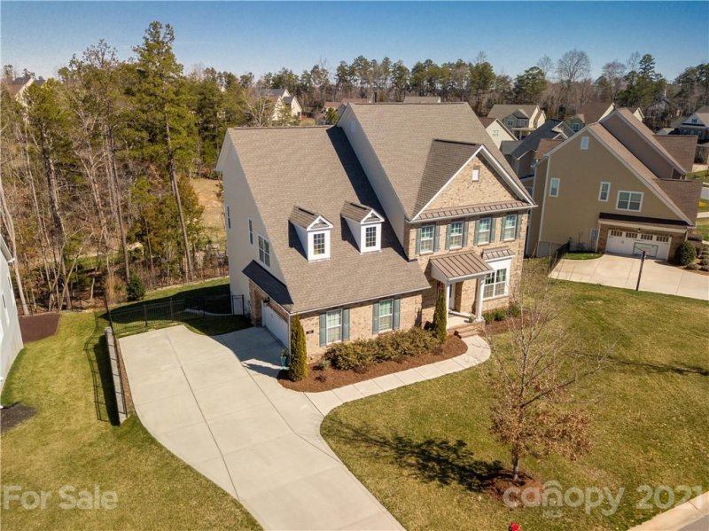 Property image 2 at 218 Monteray Oaks Circle, Fort Mill, SC 29715