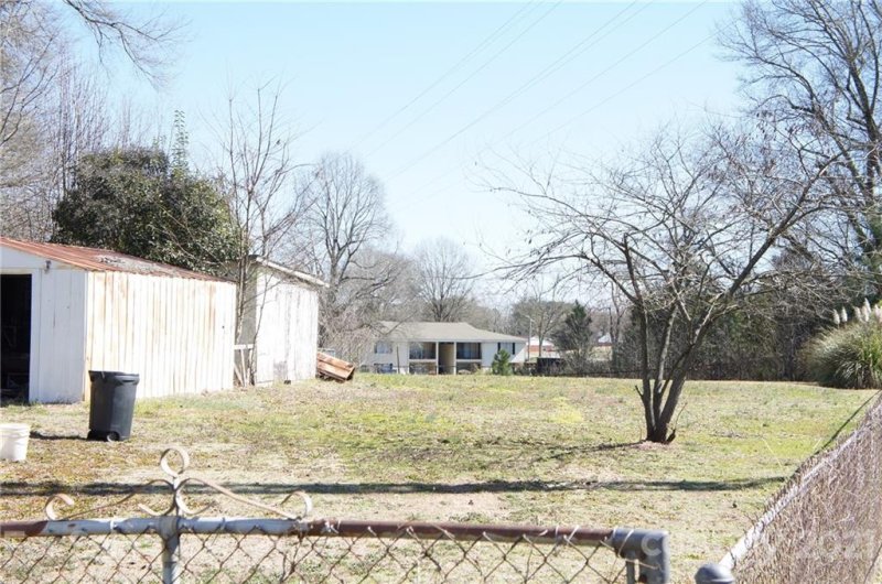 Property image 2 at 1109 Poston Circle, Gastonia, NC 28054