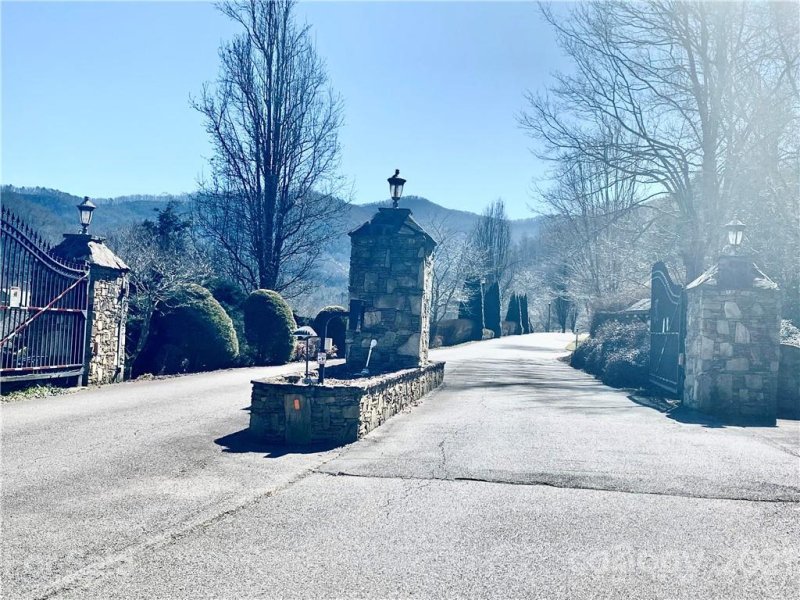 Property image 2 at 140 February Lane, Waynesville, NC 28785