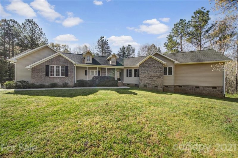 Property image 3 at 2062 Sunswept Lane, York, SC 29745