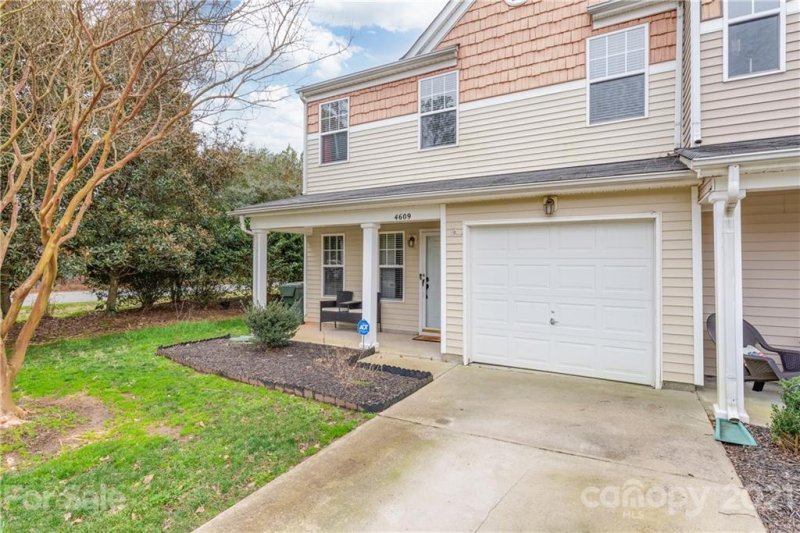 Property image 2 at 4609 Emily Place, Rock Hill, SC 29732