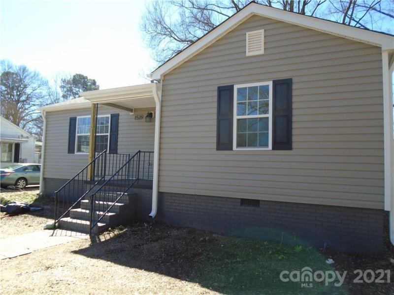 Property image 3 at 1519 Poston Circle, Gastonia, NC 28054