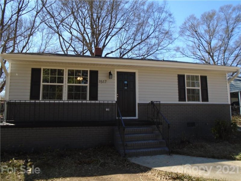 Property image 2 at 1517 Poston Circle, Gastonia, NC 28054
