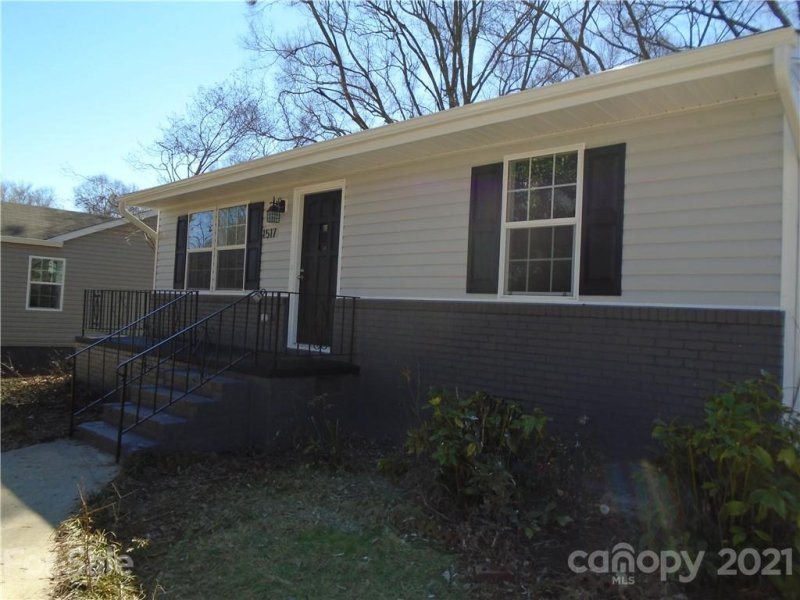 Property image 3 at 1517 Poston Circle, Gastonia, NC 28054