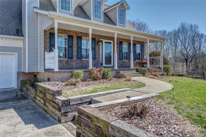 Property image 4 at 104 Cline Branch Lane, Kings Mountain, NC 28086