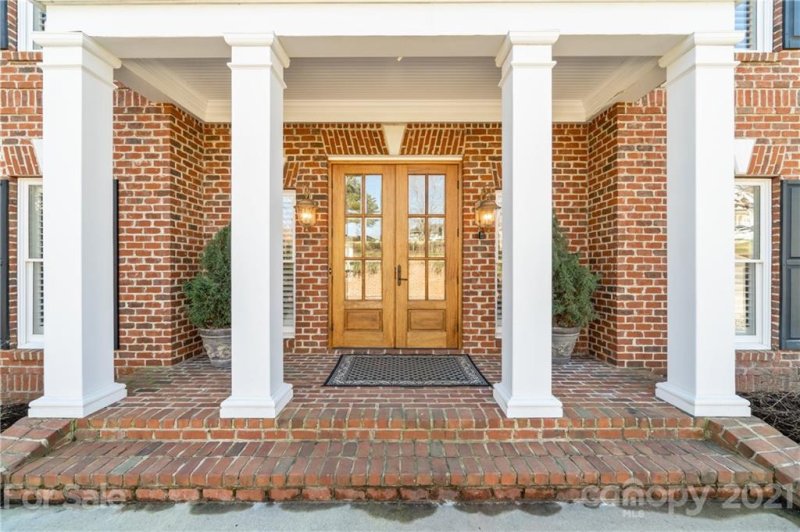 Property image 4 at 815 36th Avenue Place, Hickory, NC 28601