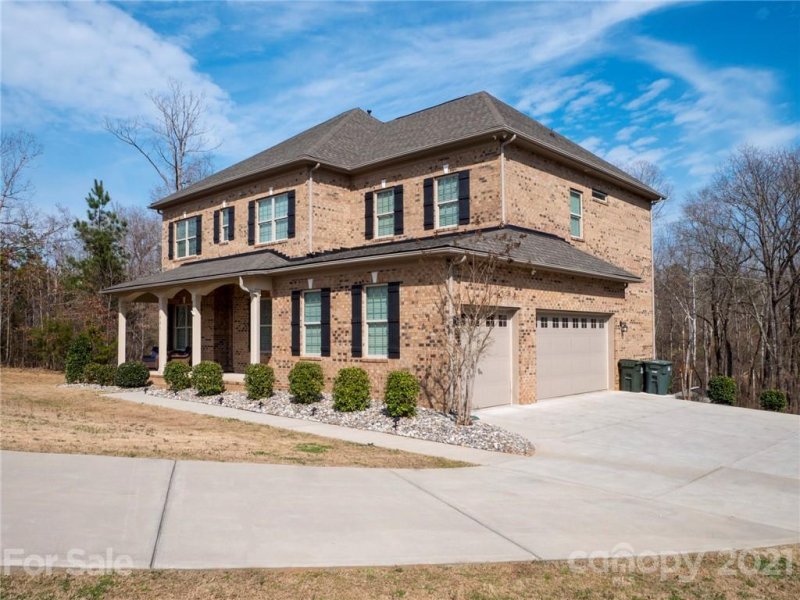 Property image 2 at 461 Swift Creek Cove, Clover, SC 29710