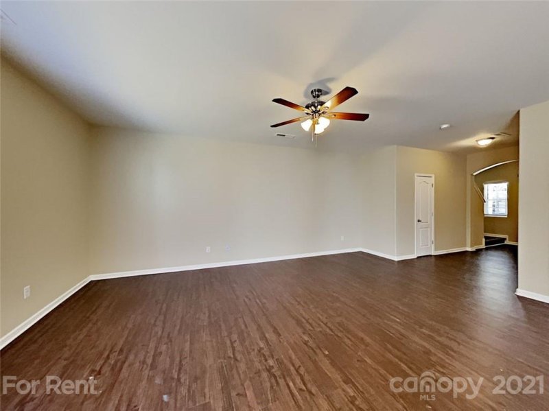 Property image 2 at 6807 Ware Road, Charlotte, NC 28212