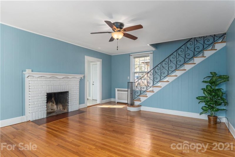 Property image 2 at 179 Edgewood Road, Asheville, NC 28804