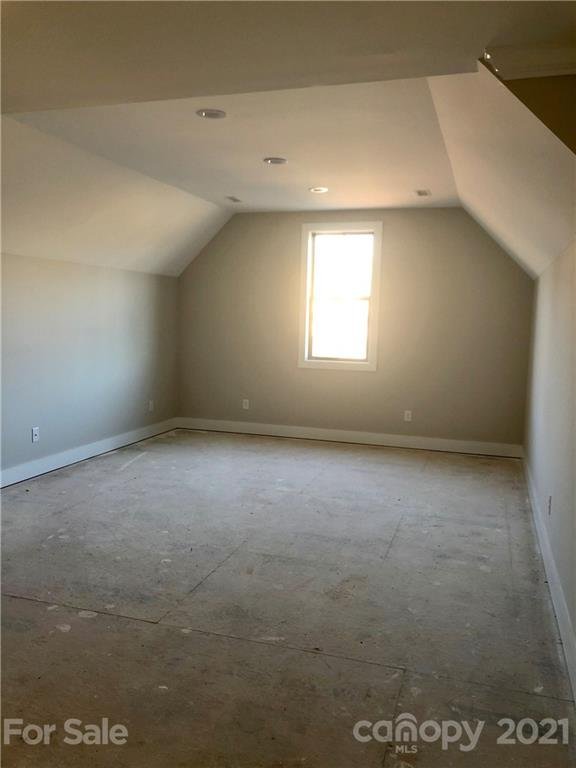 Property image 4 at 893 Players Ridge Road, Hickory, NC 28601