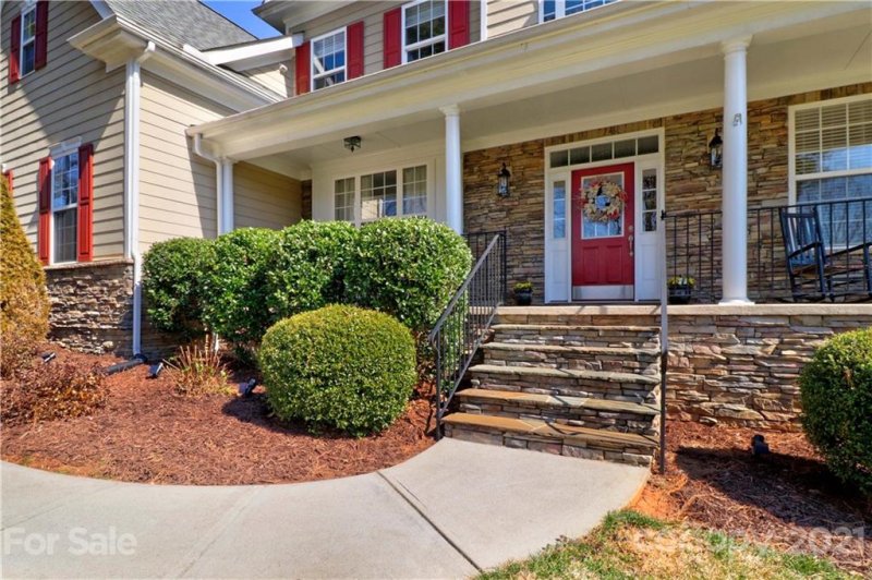 Property image 4 at 388 Cove Creek Loop, Mooresville, NC 28117