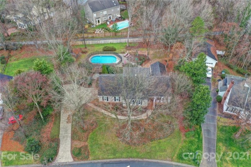 Property image 3 at 10636 South Hall Drive, Charlotte, NC 28270