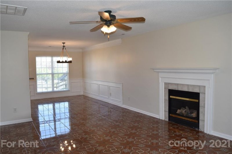 Property image 5 at 7115 Smithton Lane, Charlotte, NC 28213