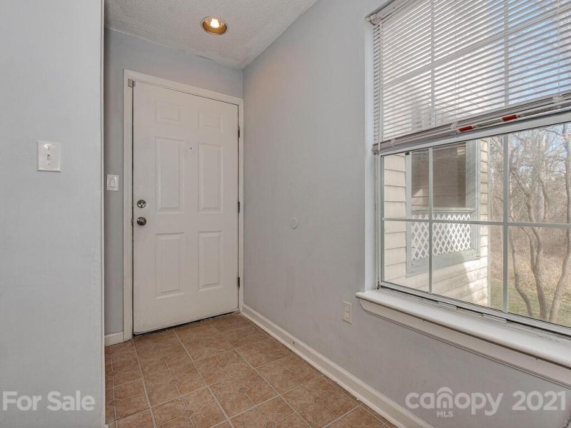 Property image 2 at 8117 Tremaine Court, Charlotte, NC 28227