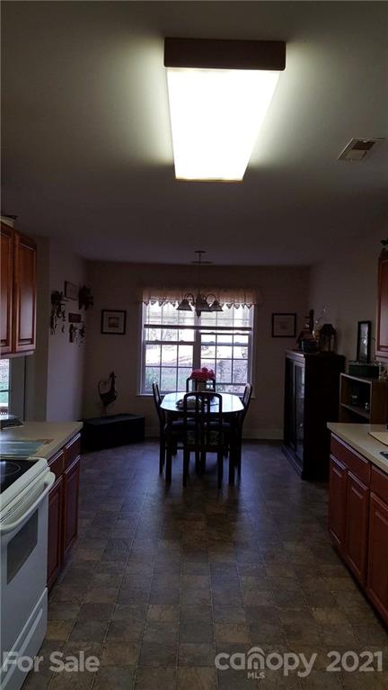 Property image 5 at 2022 Forget Me Not Lane, Wingate, NC 28174