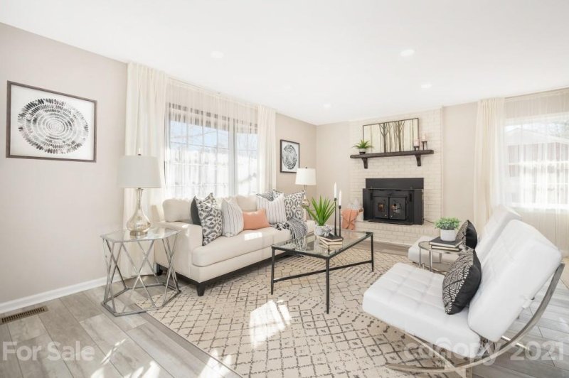 Property image 5 at 1718 Old Towne Court, Charlotte, NC 28217