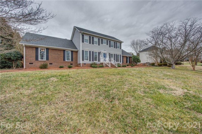 Property image 4 at 2707 Steeplechase Road, Gastonia, NC 28056
