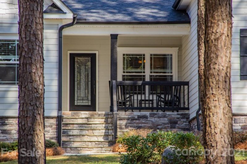 Property image 4 at 334 Mccrary Road, Mooresville, NC 28117