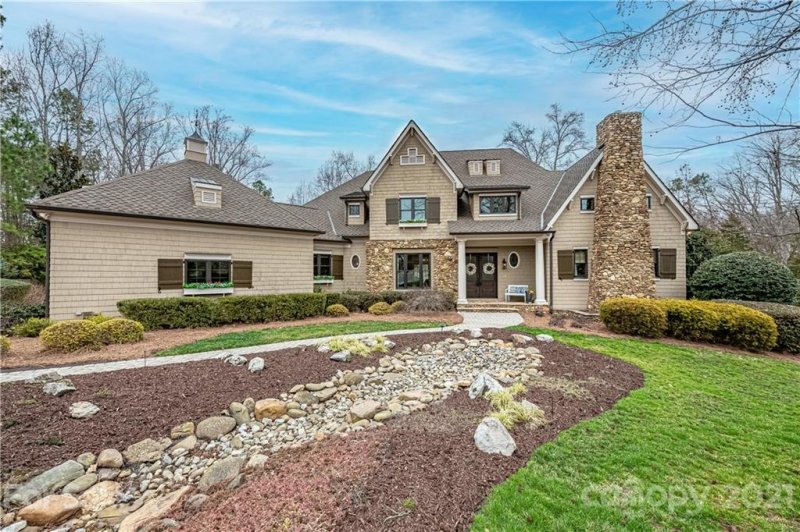 Property image 2 at 1009 Clover Crest Lane, Matthews, NC 28104