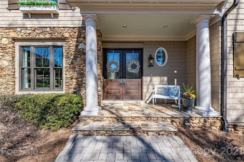 Property image 3 at 1009 Clover Crest Lane, Matthews, NC 28104