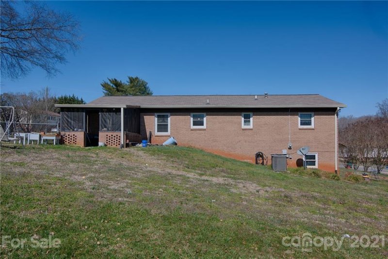 Property image 5 at 1123 Shannon Drive, Newton, NC 28658