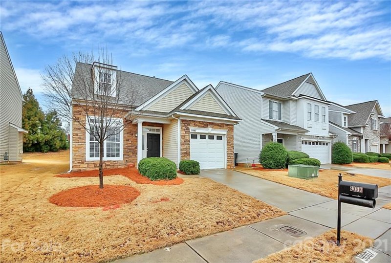Property image 4 at 9007 Holland Park Lane, Charlotte, NC 28277