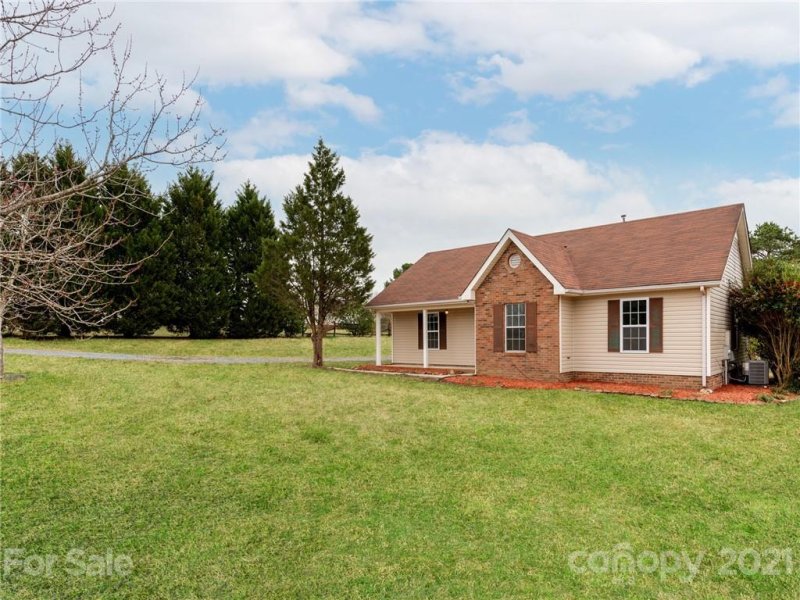 Property image 2 at 5216 Willow Run Drive, Monroe, NC 28110