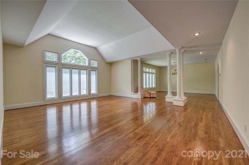 Property image 2 at 2707 Ashbourne Drive, Gastonia, NC 28056