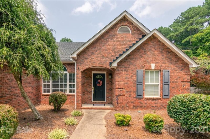 Property image 3 at 106 Hideaway Lane, Mooresville, NC 28117