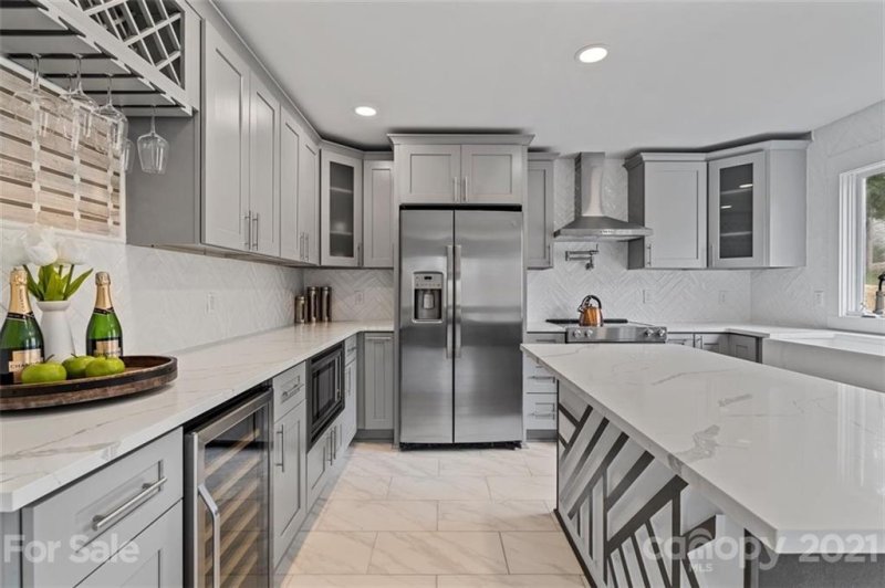 Property image 2 at 2401 Fernbank Drive, Charlotte, NC 28226