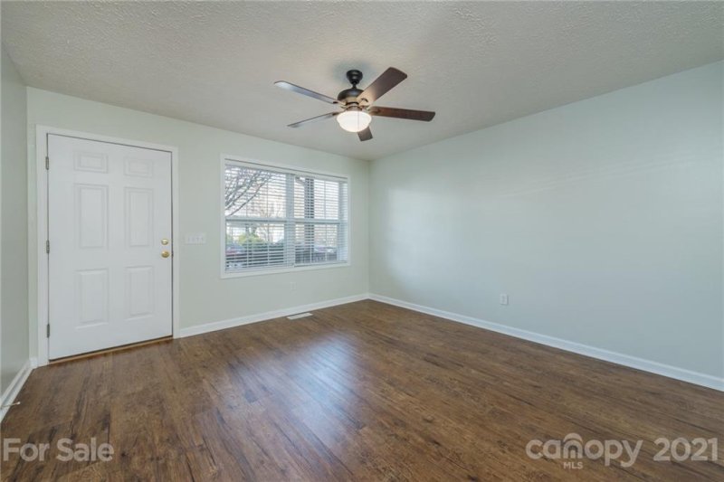 Property image 4 at 204 Pembrook Road, Swannanoa, NC 28778