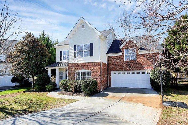 Property image 2 at 418 Shoreham Lane, Fort Mill, SC 29715