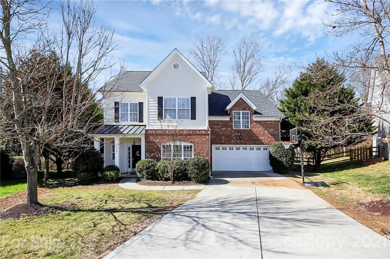 Property image 3 at 418 Shoreham Lane, Fort Mill, SC 29715