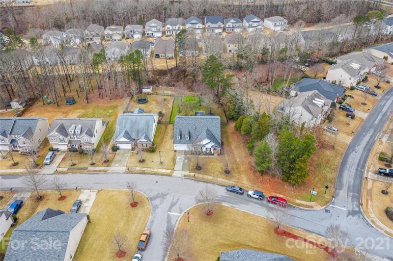 Property image 2 at 536 Putting Drive, Fort Mill, SC 29715