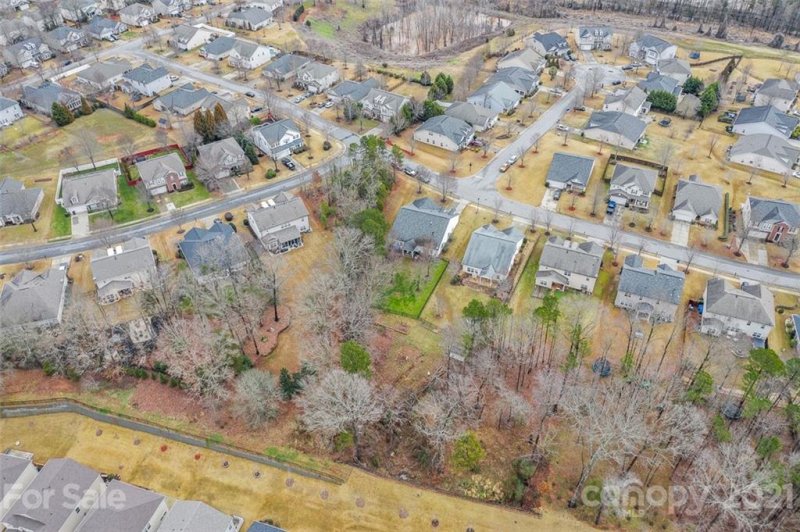 Property image 4 at 536 Putting Drive, Fort Mill, SC 29715
