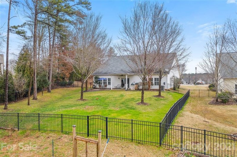 Property image 5 at 536 Putting Drive, Fort Mill, SC 29715