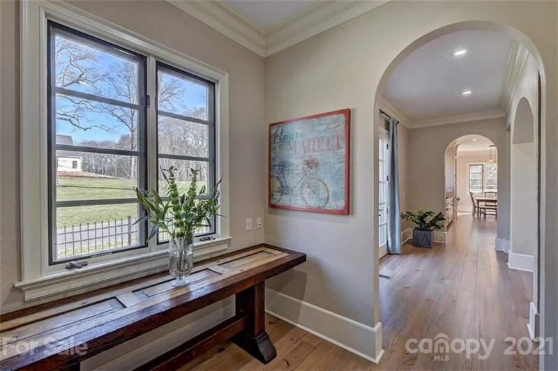 Property image 2 at 703 Sainte Rose Lane, Charlotte, NC 28226