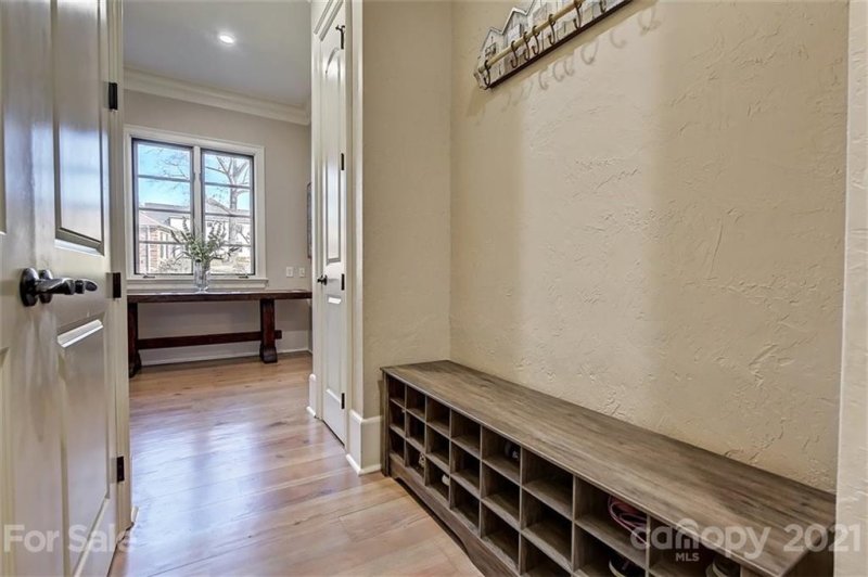 Property image 3 at 703 Sainte Rose Lane, Charlotte, NC 28226