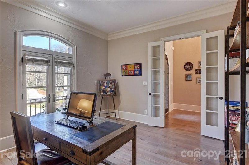 Property image 5 at 703 Sainte Rose Lane, Charlotte, NC 28226