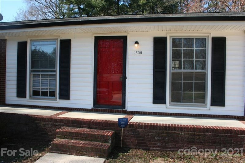 Property image 2 at 1539 Moore Drive, Gastonia, NC 28054