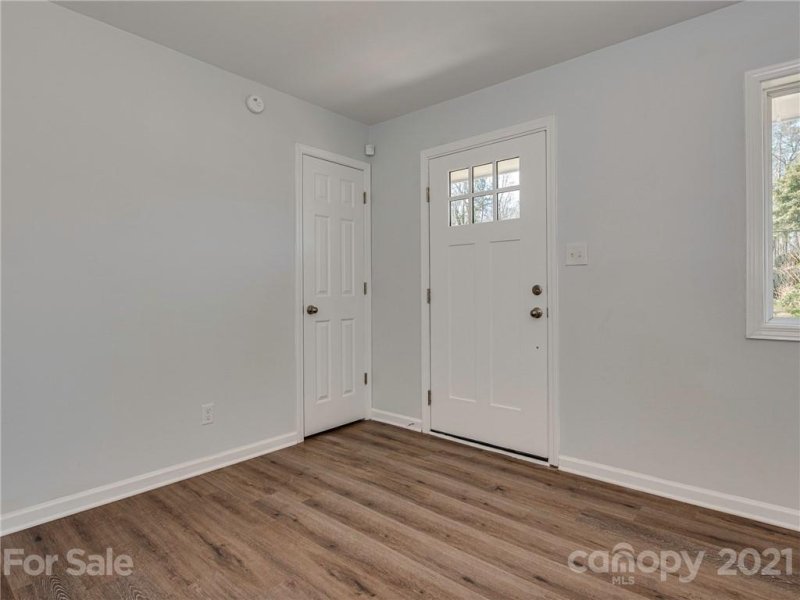 Property image 2 at 9101 Feldbank Drive, Charlotte, NC 28216