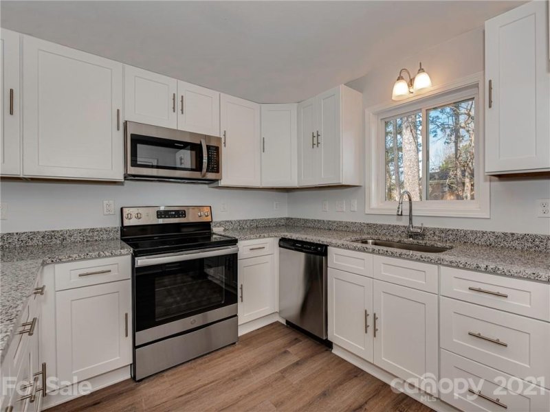 Property image 3 at 9101 Feldbank Drive, Charlotte, NC 28216