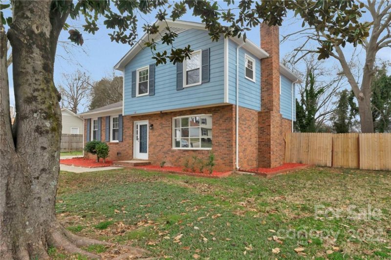 Property image 4 at 2012 Bangor Road, Charlotte, NC 28217