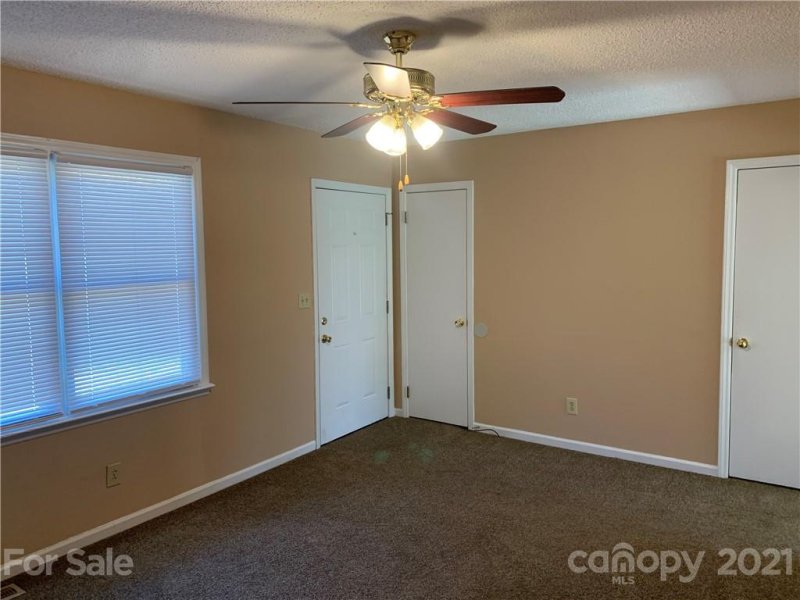 Property image 5 at 3217 28th Street, Hickory, NC 28601
