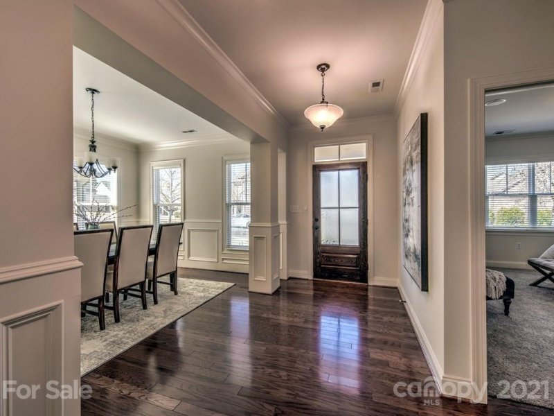 Property image 3 at 5238 Irving Drive, Charlotte, NC 28216