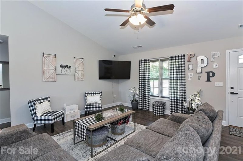 Property image 5 at 335 Oakleigh Lane, Oakboro, NC 28129