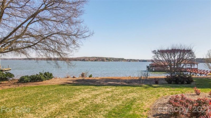 Property image 3 at 717 Isle Of Pines Road, Mooresville, NC 28117