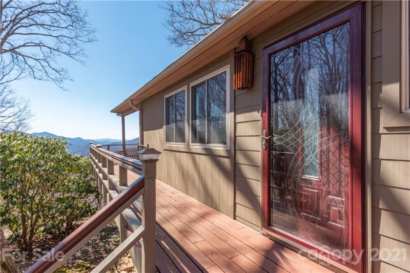 Property image 3 at 946 Friendly Acres Drive, Waynesville, NC 28786